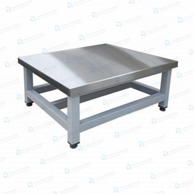 Подтоварник ПТ 1500x700x300, каркас сварной из окрашенной трубы, столешница AISI430